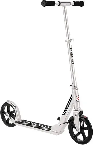 Razor A5 Dlx Scooter Review- A Worthy Choice for Taller Riders? 1