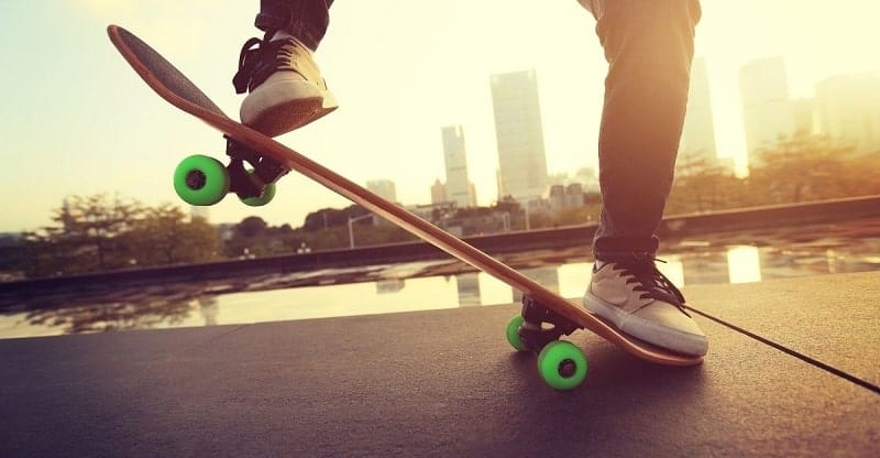 maintain speed on a skateboard